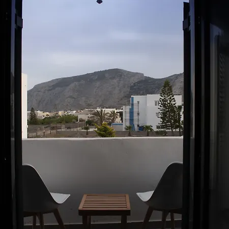 Sun Springs Hotel Kamári