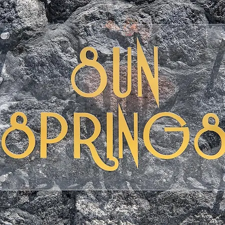 Sun Springs Szálloda 3*