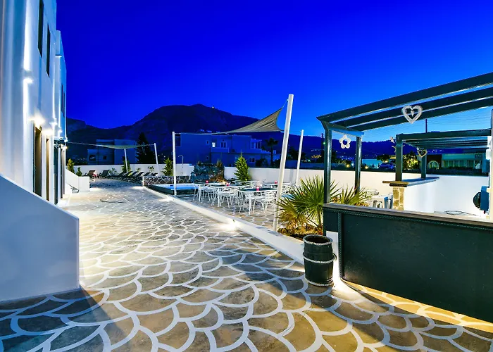 Sun Springs Hotel Kamári