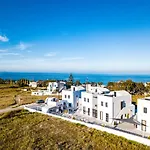 Sun Springs 3* Kamari (Santorini)