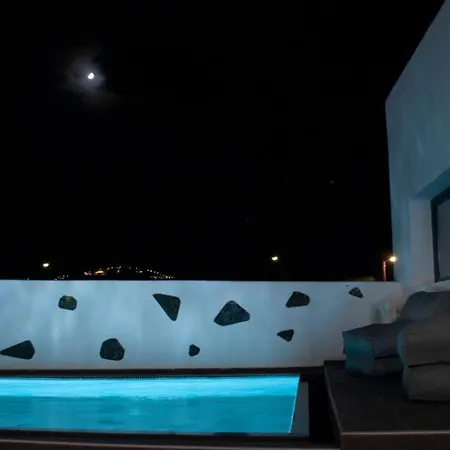 Sun Springs Hotel