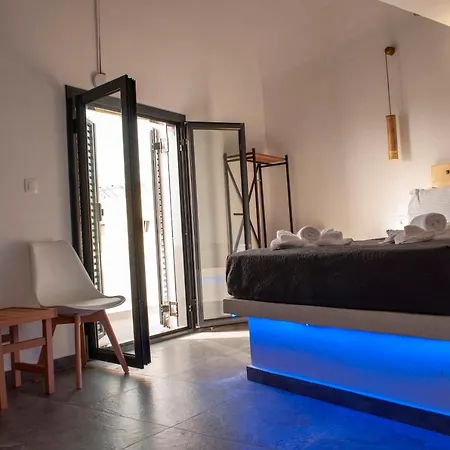 Sun Springs Hotell Kamári