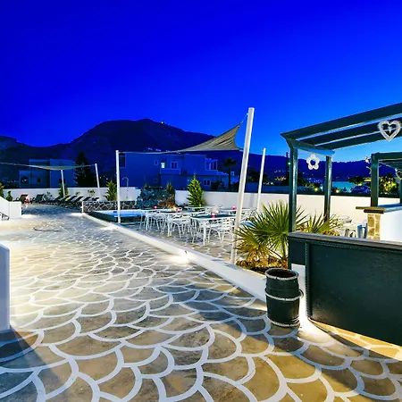 Sun Springs Hotell Kamári