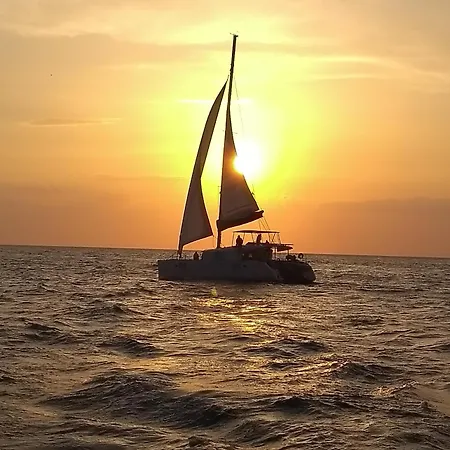 Sun Springs Hotell 3*